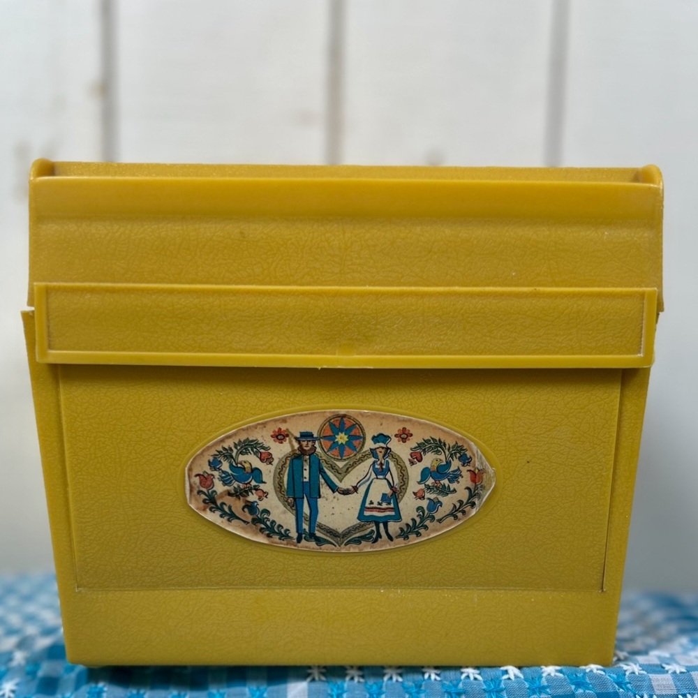 Vintage Harvest Gold Recipe Card Box with Recipe Cards circa 1973